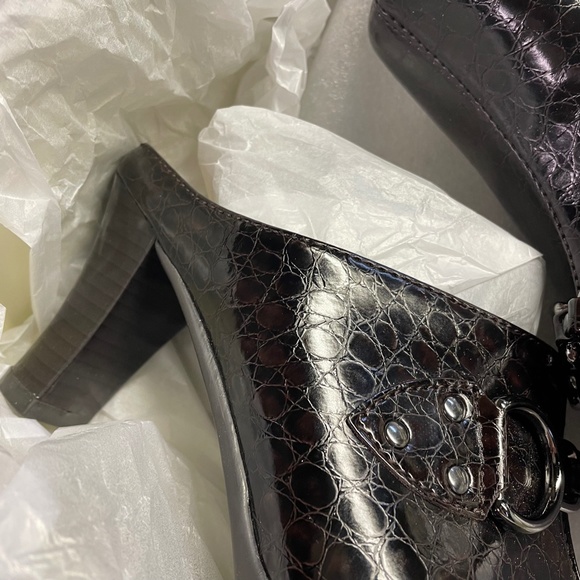 Naturalizer Becka Brown Wedged Boots 8 Brand NEW - Picture 6 of 8